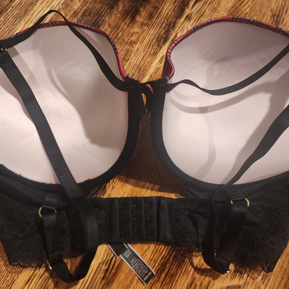 Stylish Women's Intimates Set - Blue, Red, Pink - Picture 7 of 14